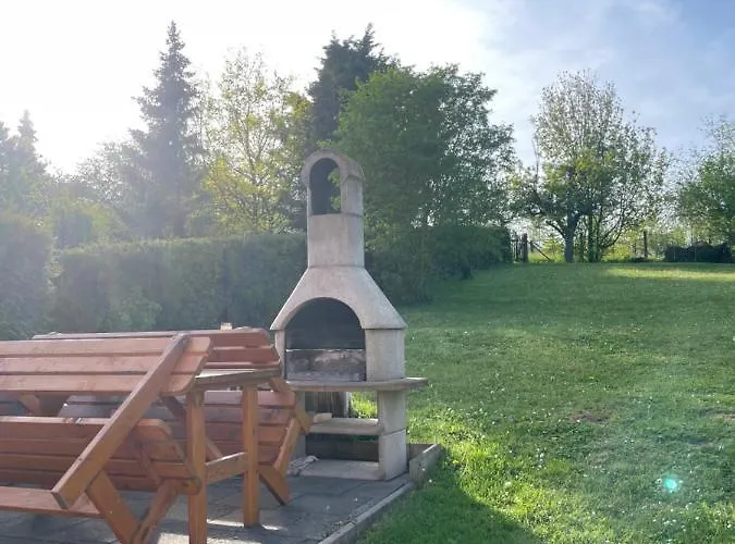 Semesterbostad Appartmenthaus Wethau